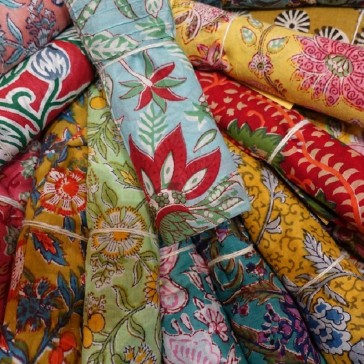 Coupons de tissu indien en voile de coton vendus par Maison Pouic