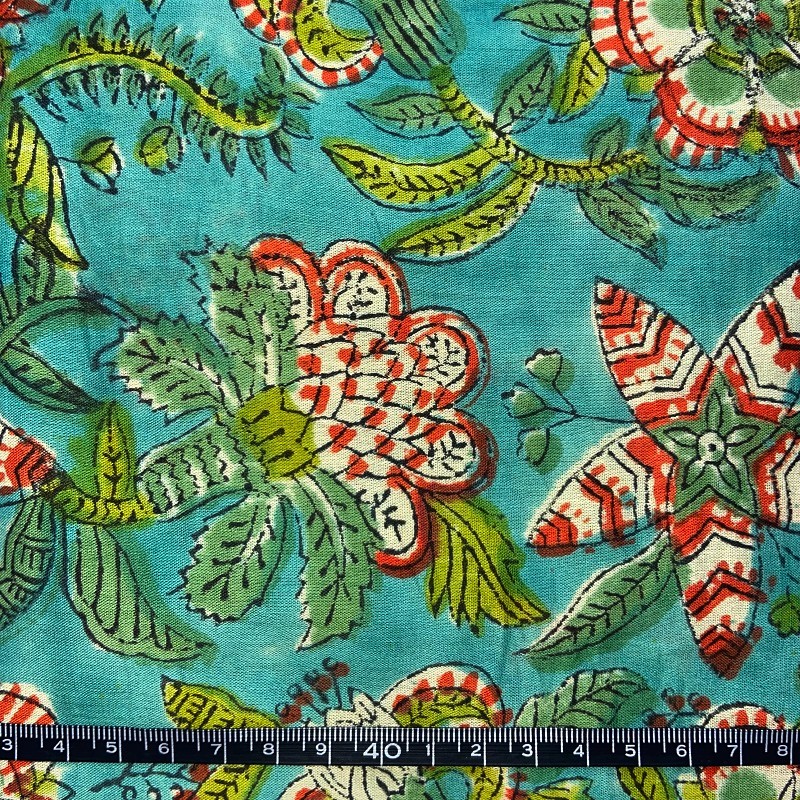 Tissu indien en voile de coton imprimé à la main pour Maison Pouic Tissu indien en voile de coton imprimé à la main pour Maison Pouic