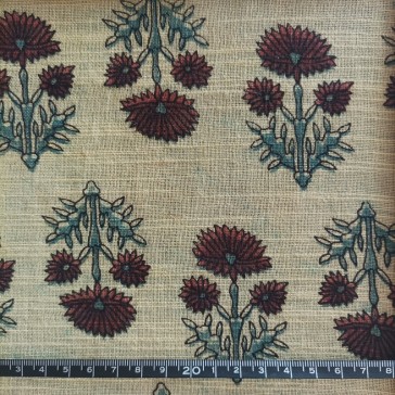 Khadi indien à motifs de fleurs stylisées marron et gris sur fond beige, vendu à la coupe par Maison Pouic