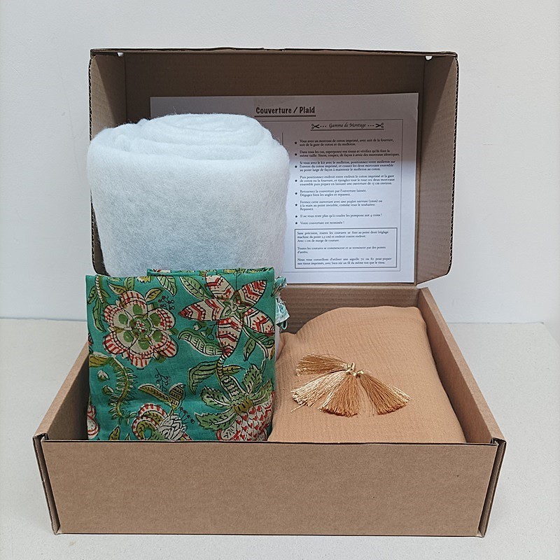 Kit de couture niveau débutant" Plaid adulte" en tissu indien et gaze de coton par Maison Pouic