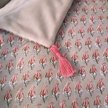 Détail de la couverture pour enfant en coton indien et minky par Maison Pouic