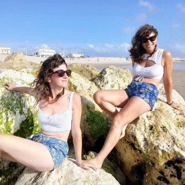 Short en indienne fleurie fond bleu Maison Pouic