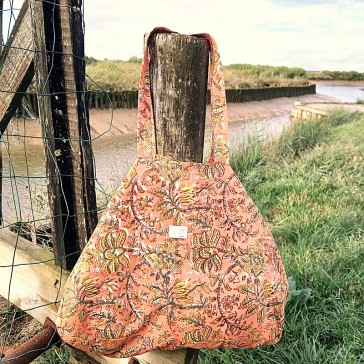 Grand sac en indienne corail doublure vert amande.