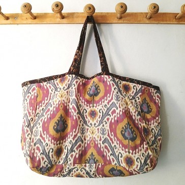 Grand cabas réversible en coton khadi réversible fleurs marrons et façon ikat