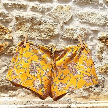 Mini short en indienne jaune par Maison Pouic