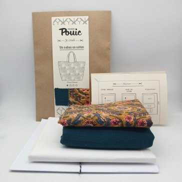 Kit de couture grand cabas en indienne moutarde, rose et bleue, et gaze de coton vert foncé par Maison Pouic