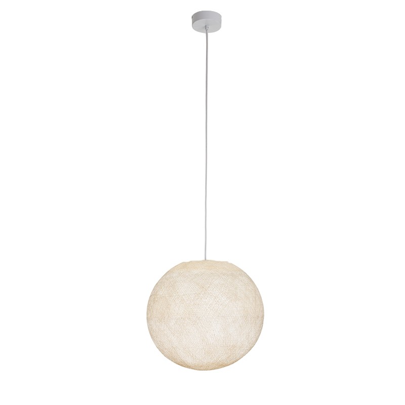 Luminaire "Globe grand écru" par La Case de Cousin Paul Luminaire "Globe grand écru" par La Case de Cousin Paul