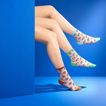 Collection de chaussettes "Oeil" transparentes par Coucou Suzette